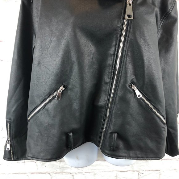 Missguided + Black Biker Jacket - Picture 6 of 9